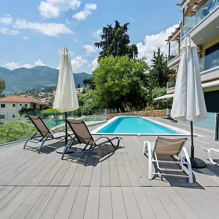 Apartamento Solena Luxury Nikiana