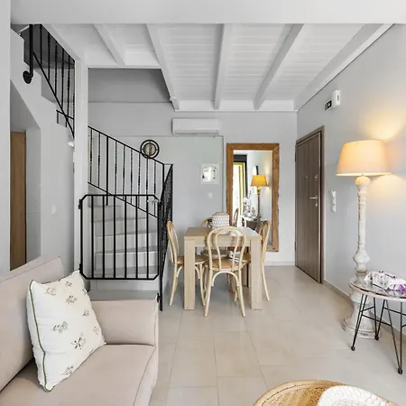 Apartamento Solena Luxury Nikiana