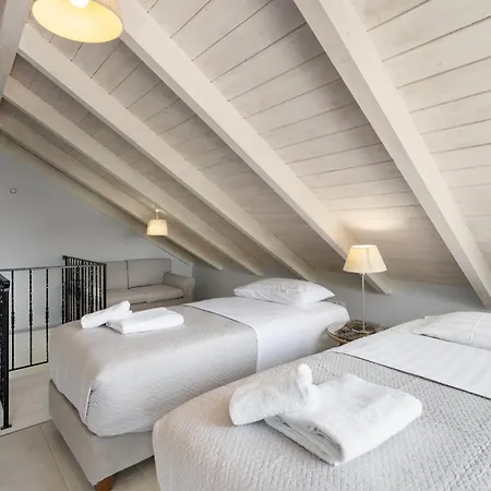 Solena Luxury *